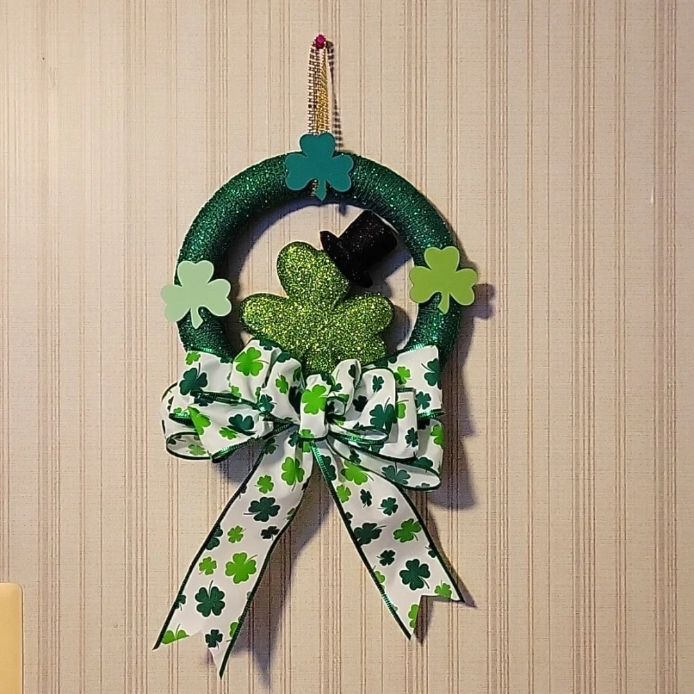 HAND CRAFTED WREATH ST PATRICK'S 